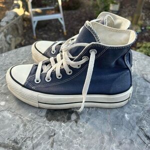 Navy Blue Platform Converse Size 5.5